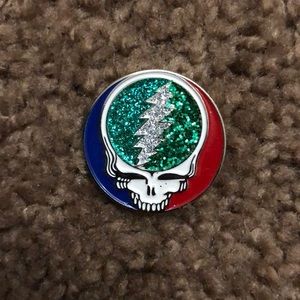 Grateful Dead stealie pin